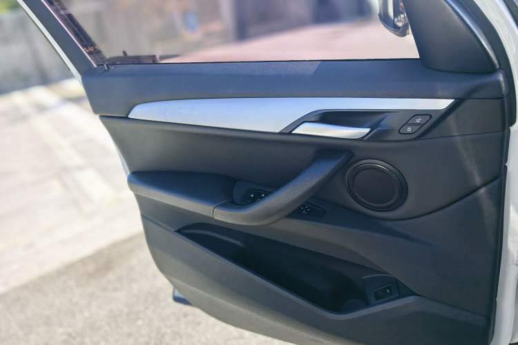 Used BMW X1 2016 sDrive18Li Premium Edition
