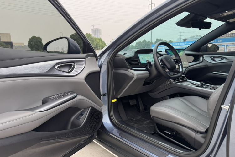 Used BYD Seal 2024 HONOR Edition DM-i 1.5L 121km Luxury Model
