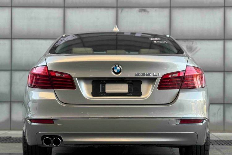 Used BMW 5 Series 2014 525Li Luxury Design Package
