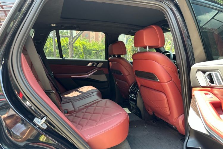 Used BMW X5 2022 Restyled xDrive 40Li M Sport Package
