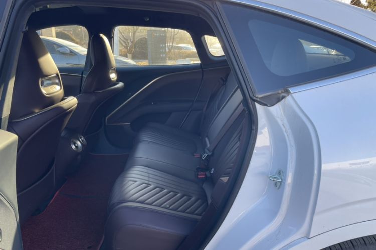 Used  11 2023 HarmonyOS Version Smart Enjoyment Upgrade Model 90-Degree Rear-Wheel Drive Edition