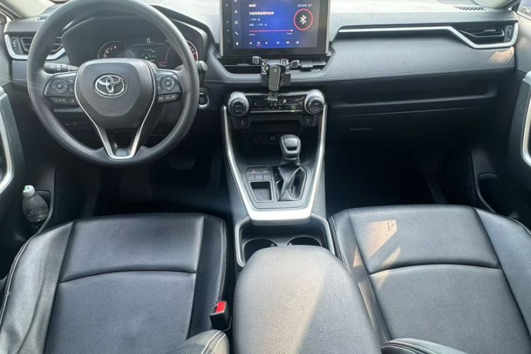 Used Toyota RAV4 2022 2.0L CVT Two-Wheel Drive Fashion Edition
