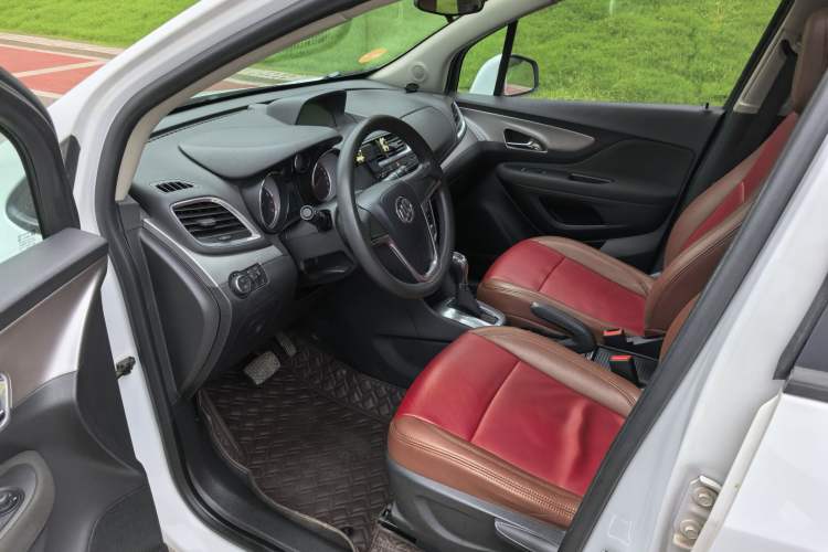 Used Buick Encore 2015 1.4T Automatic Two-Wheel Drive Urban Elite Version
