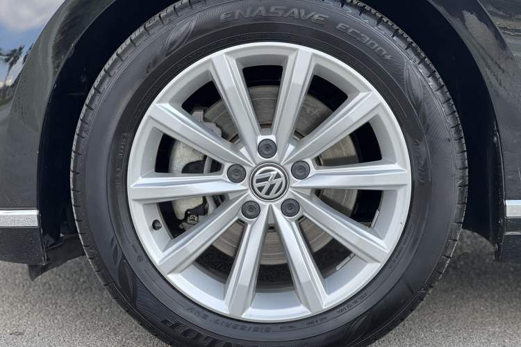 Used Volkswagen Magotan 2019 330TSI DSG Leading Model China VI Standard