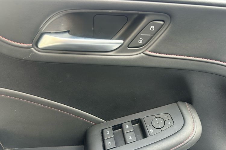 Used Roewe i5 2023 1.5L Manual Comfort Edition
