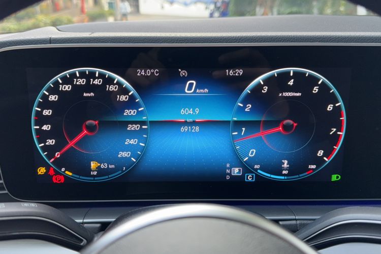 Used Mercedes-Benz GLE Coupe 2020 GLE 350 4MATIC Coupe SUV Fashion Model