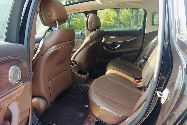 Used Mercedes-Benz E-Class 2021 Facelift E 300 L Stylish Edition
