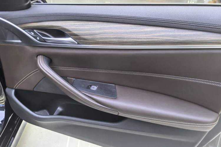 Used BMW 5 Series 2019 530Li Leading Model Luxury Package