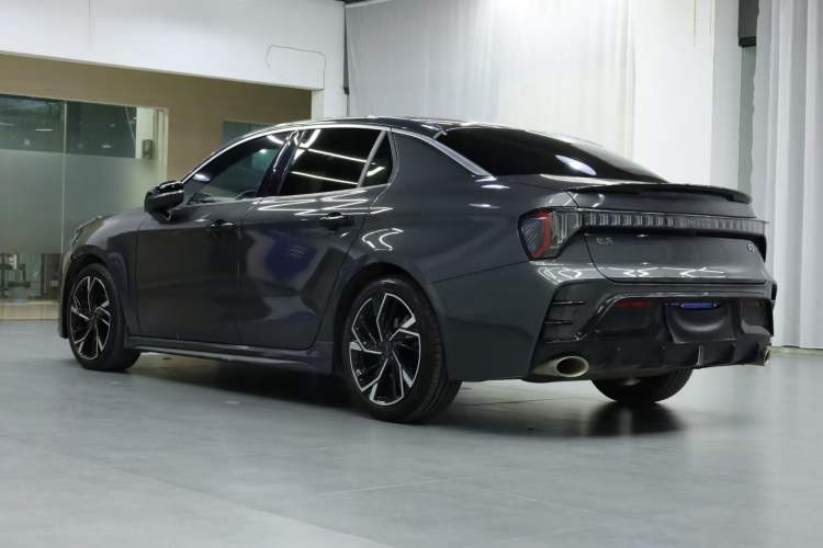 Used Lynk & Co 03 2023 2.0TD DCT JingPro
