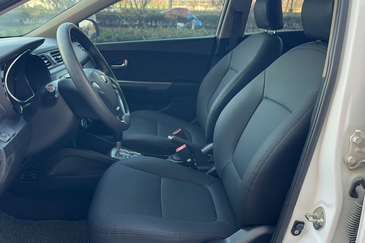 Used Kia K2 2015 Sedan 1.4L Automatic GLS