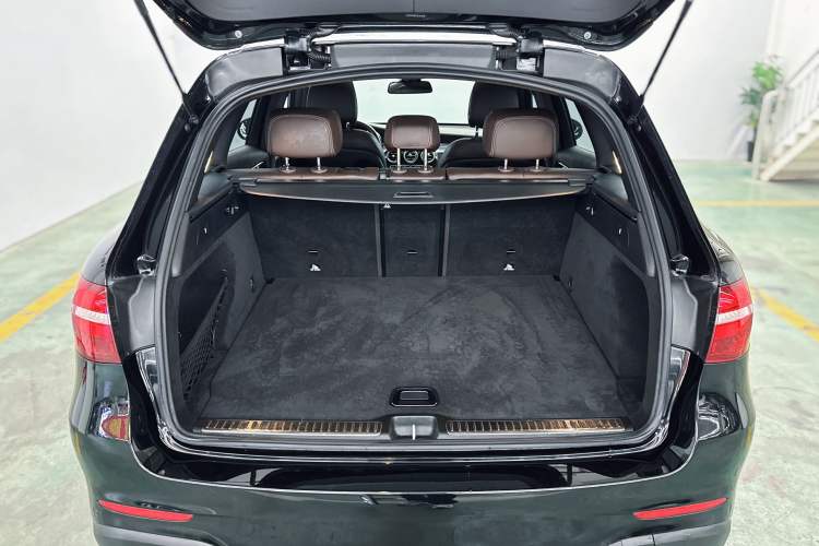 Used Mercedes-Benz GLC 2018 Facelifted GLC 260 4MATIC Dynamic Edition