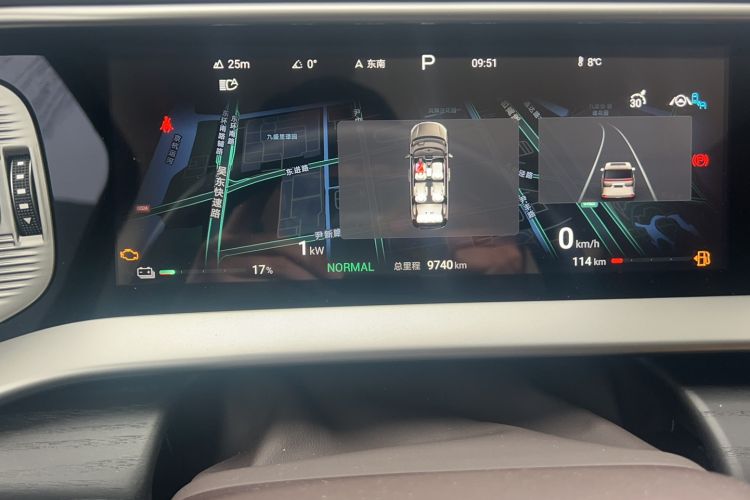 Used Denza D9 2024 DM-i 980 Four-Wheel Drive Flagship Model
