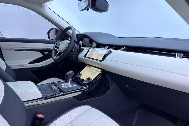 Used Land Rover Range Rover Evoque 2021 Range Rover Velar L 249PS R-Dynamic First Edition
