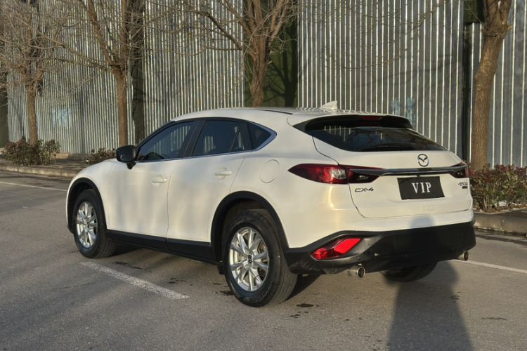 Used Mazda CX-4 2018 2.0L Automatic Two-Wheel Drive Blue Sky Exploration Version China V Standard
