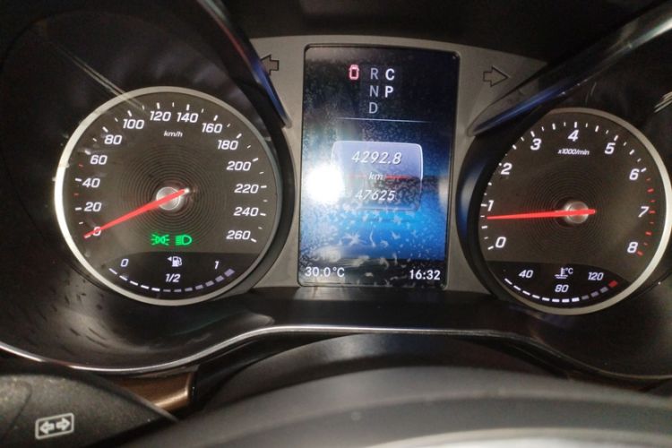 Used Mercedes-Benz V-Class 2020 V 260 L Long-wheelbase Luxury Edition
