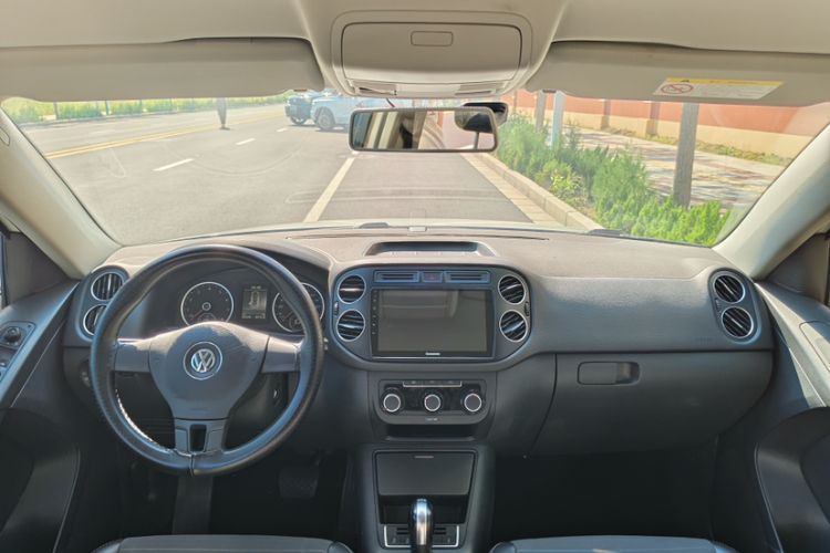 Used Volkswagen Tiguan 2016 280TSI Automatic Two-Wheel-Drive Silk Road Style Edition
