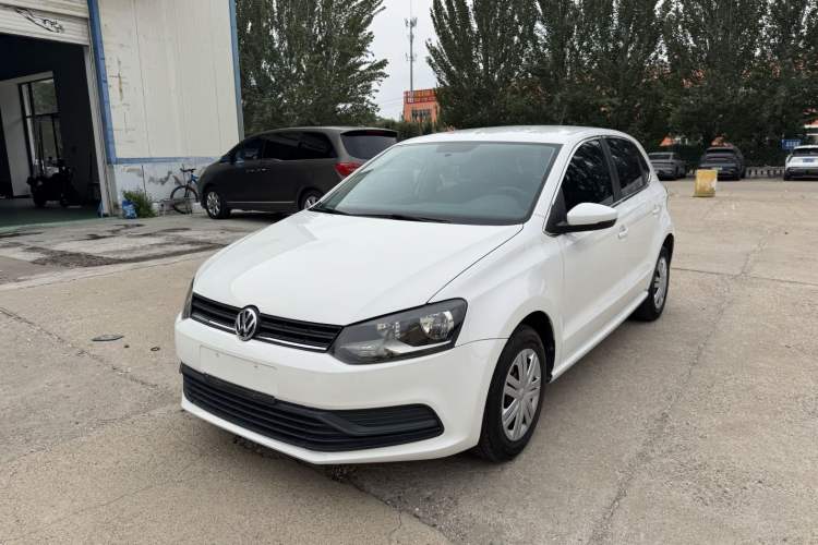 Used Volkswagen Polo 2016 1.4L Manual Fashion Model