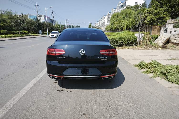 Used Volkswagen Magotan 2017 330TSI DSG Luxury Model