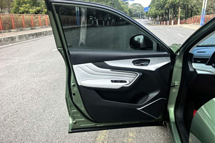 Used Venucia V DD-i 2023 110 km iE Version