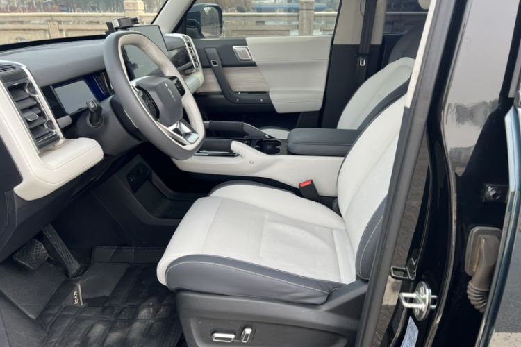 Used  03 2024 472km Four-Wheel Drive Long-Range Version
