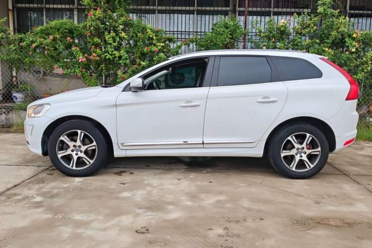 Used Volvo XC60 2015 T5 AWD Zhiyuan Edition