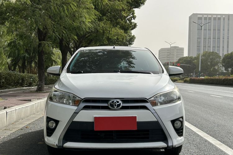 Used Toyota YARiS L 2015 1.5G Automatic Xuan Dong Sunroof Special Edition

