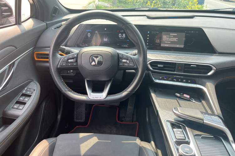 Used Changan UNI-T 2022 2.0T Prestige Version
