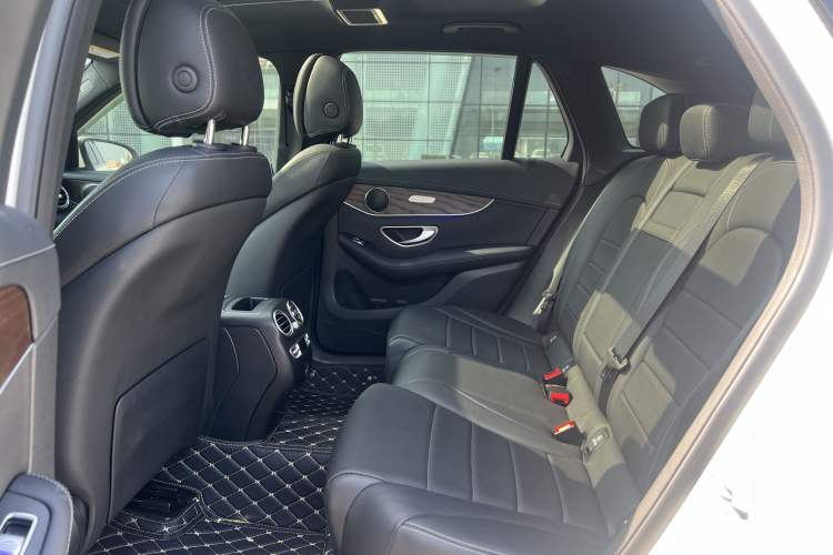 Used Mercedes-Benz GLC 2022 GLC 300 L 4MATIC Dynamic Edition Prestige Model
