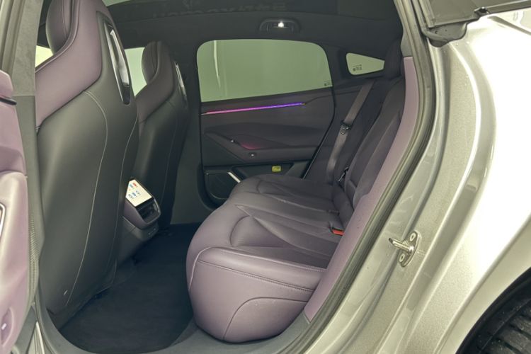 Used XPeng P7 2025 Model—750 All-Wheel-Drive High-Performance Ultra
