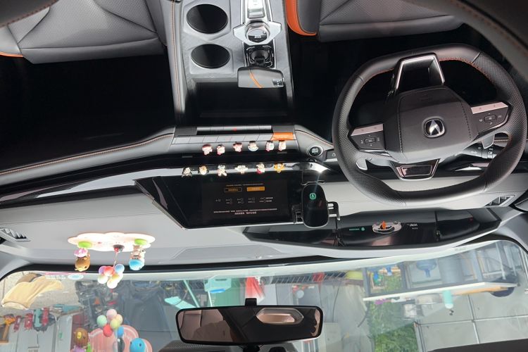 Used Changan UNI-V 2023 1.5T Prestige Model
