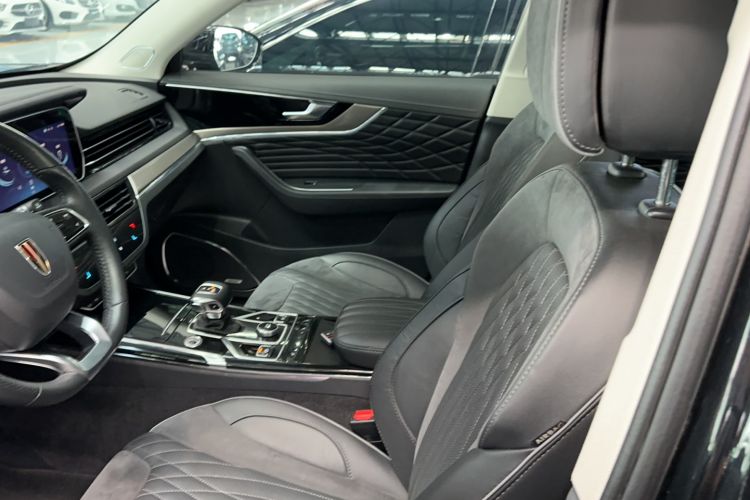 Used Hongqi HS5 2022 Revised Version 2.0T Smart Connect Flagship Edition
