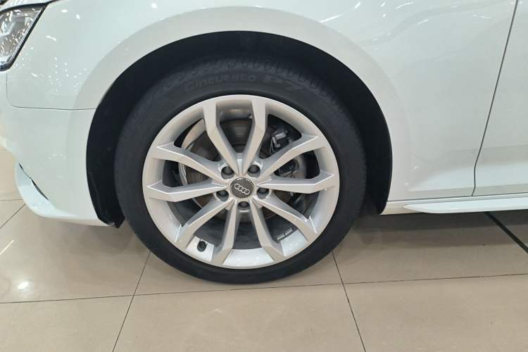 Used Audi A4L 2018 30th Anniversary Edition 40 TFSI Trendy Model
