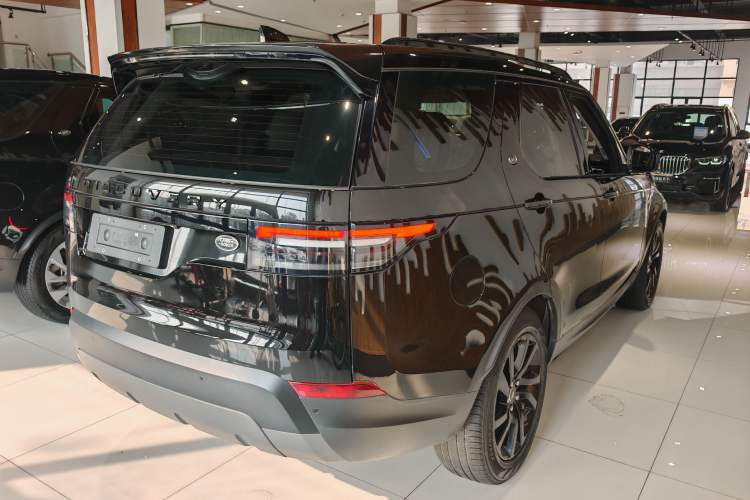 Used Land Rover Discovery 2018 2.0T Special Edition

