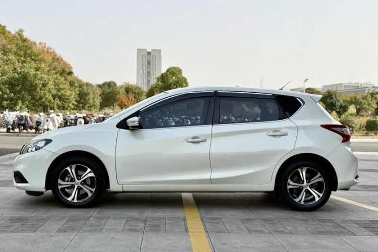 Used Nissan Tiida 2016 1.6L CVT Smart Drive Edition
