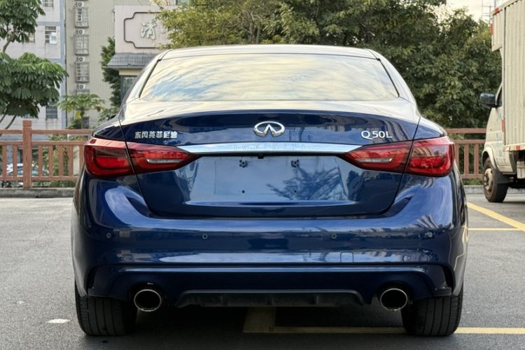 Used Infiniti Q50L 2018 2.0T Enjoyment Version China VI Standard