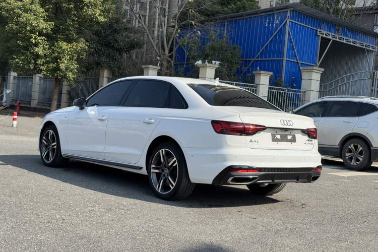 Used Audi A4L 2022 40 TFSI Luxury Dynamic Model