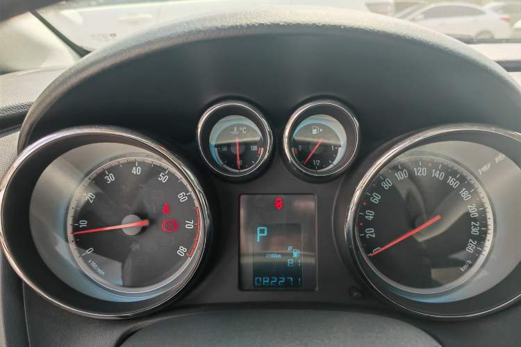 Used Buick GT 2014 XT 1.6L Automatic Fashion Edition
