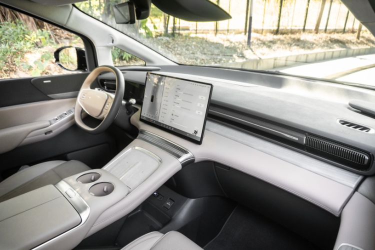 Used XPeng X9 2025 650 Long-Range Max