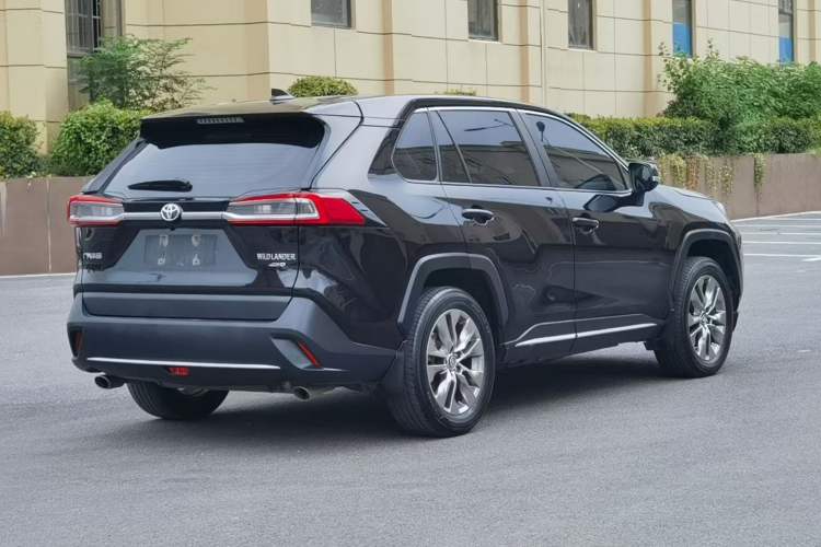 Used Toyota Wildlander 2022 2.0L CVT 4x4 Luxury PLUS Edition