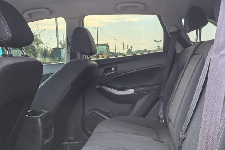 Used Venucia T70 2016 1.6L Manual Ruixing Edition
