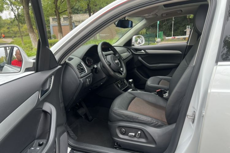 Used Audi Q3 2018 30th Anniversary Edition 35 TFSI Fashion Model
