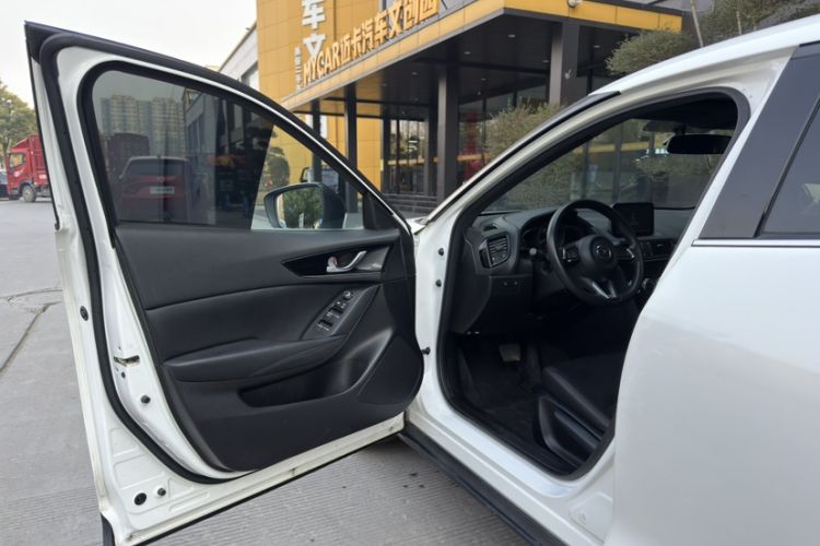 Used Mazda CX-4 2020 2.0L Automatic Two-Wheel Drive Blue Sky Dynamic Edition
