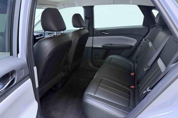 Used Venucia VX6 2024 520 Travel Edition
