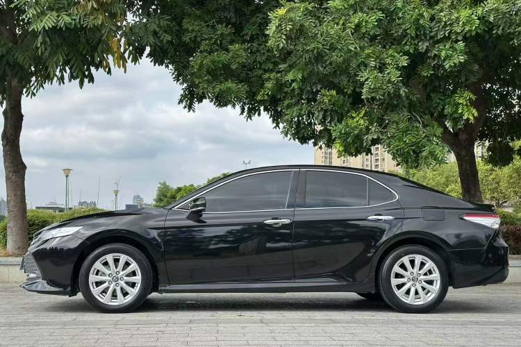 Used Toyota Camry 2019 Revised Version 2.0G Luxury Edition