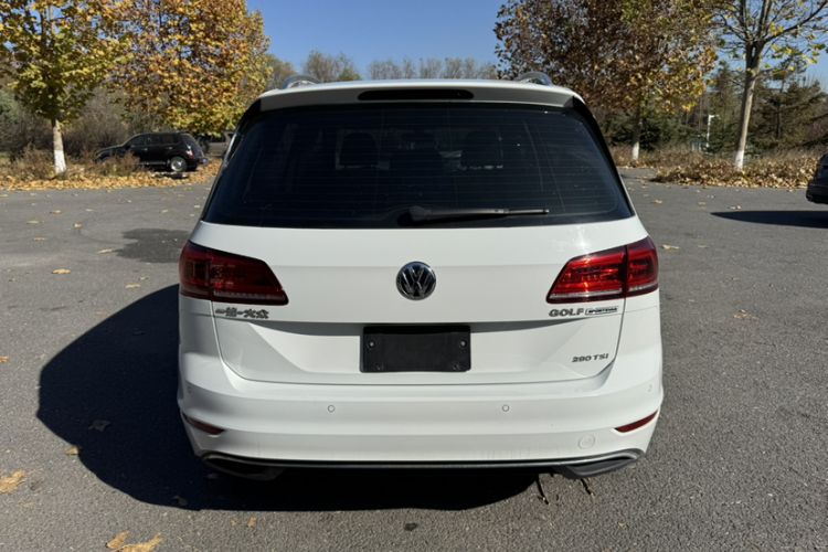 Used Volkswagen Golf Sportsvan 2020 280TSI Automatic Curious Model
