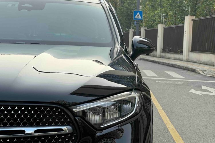 Used Mercedes-Benz GLC 2023 Facelift GLC 260 L 4MATIC Luxury Version 5 Seats
