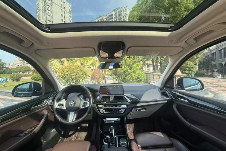 Used BMW X3 2021 xDrive30i Luxury Model with M Sport Package
