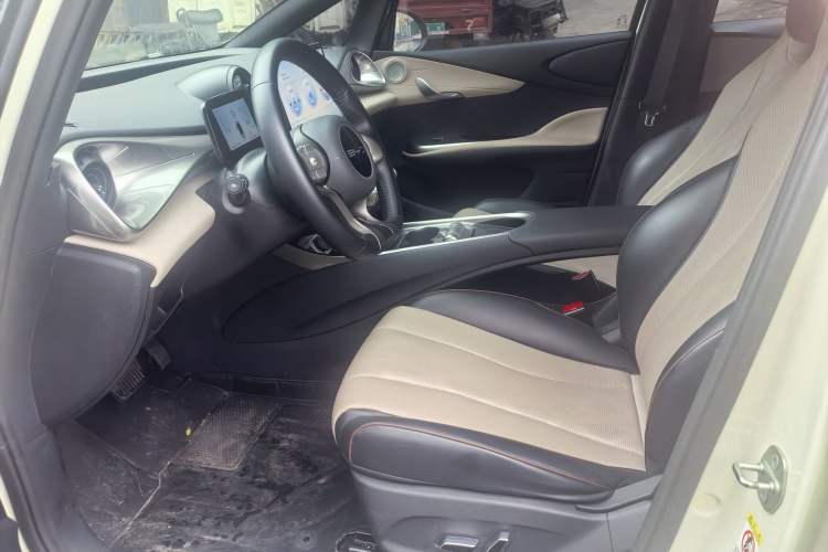 Used BYD Dolphin 2023 420 km Fashion Edition
