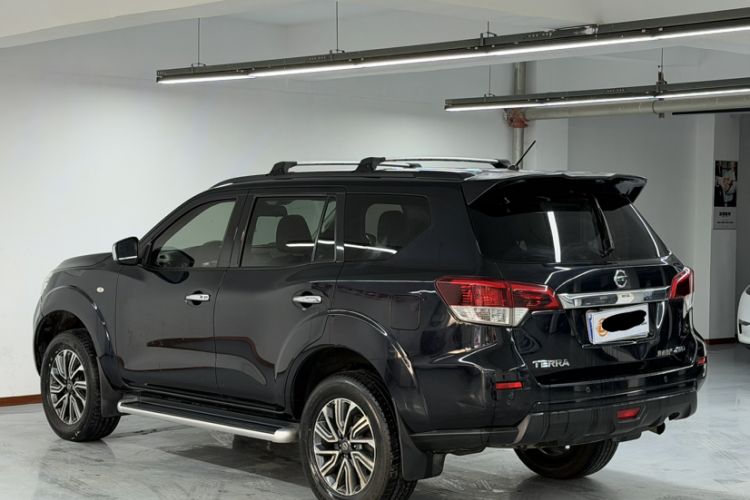 Used Nissan Terra 2018 2.5L Automatic 4x4 Luxury Edition