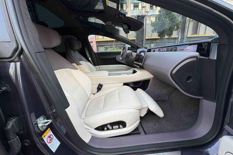 Used  12 2023 650 Three-Laser Four-Wheel Drive Performance Edition
